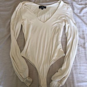 White long sleeve bodysuit